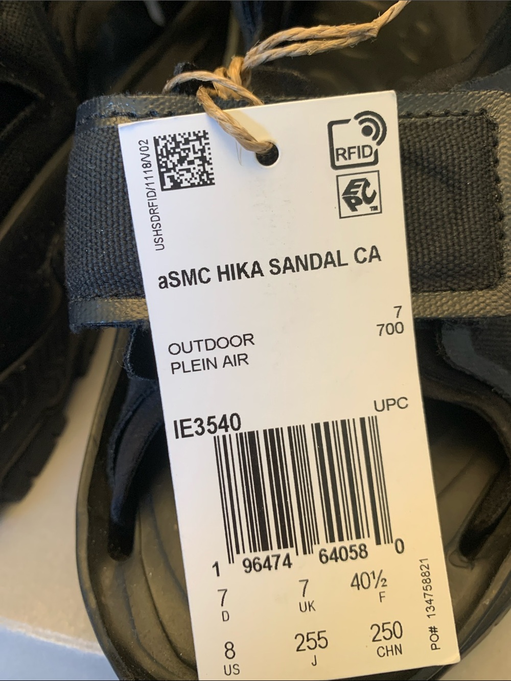 ***NWT** Adidas and Stella McCartney HIKA Sandal Canvas Black Sandal.